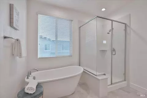 585 Honeysuckle Dr, Vacaville, CA 95687 photo 18