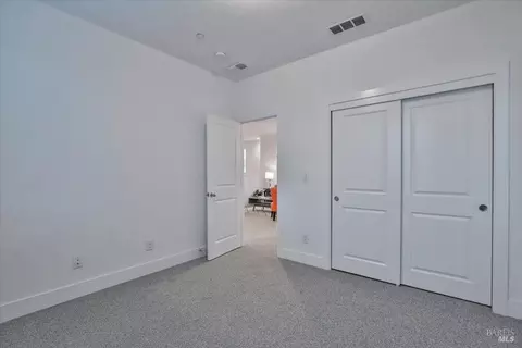 585 Honeysuckle Dr, Vacaville, CA 95687 photo 22