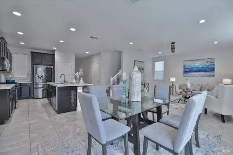 554 Sitka Dr, Vacaville, CA 95687 photo 5