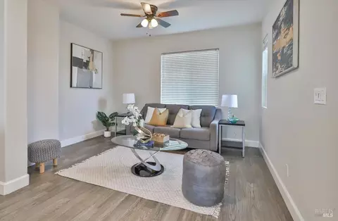 554 Sitka Dr, Vacaville, CA 95687 photo 11