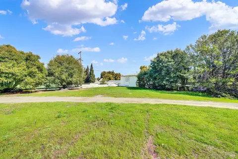 900 Alameda St, Vallejo, CA 94590 photo 9