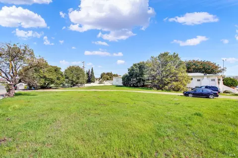 900 Alameda St, Vallejo, CA 94590 photo 10
