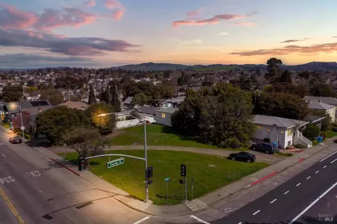 900 Alameda St, Vallejo, CA 94590 photo 12