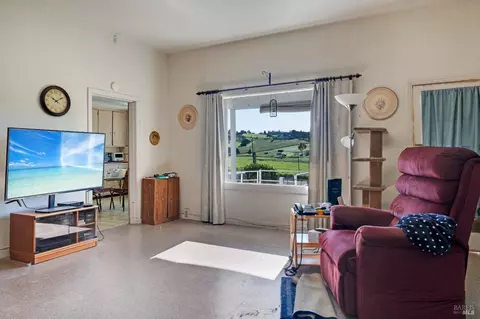 3683 Canfield Rd, Sebastopol, CA 95472 photo 5