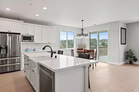 2404 Celestin Ct, Ukiah, CA 95482 photo 14