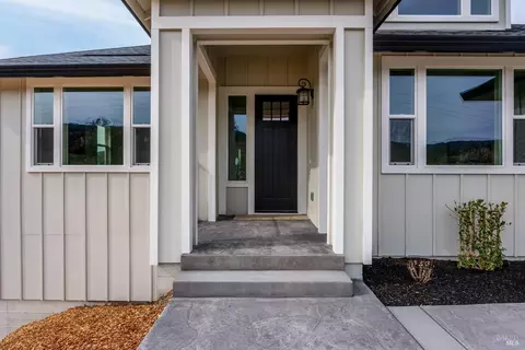 2404 Celestin Ct, Ukiah, CA 95482 photo 5