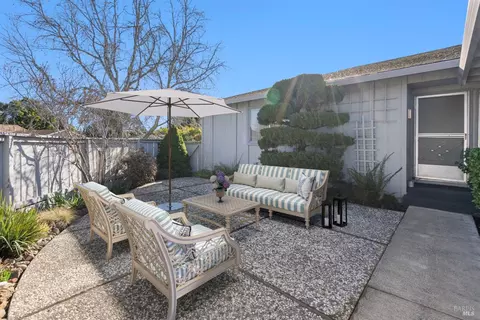 20718 Flint Ct, Sonoma, CA 95476 photo 3