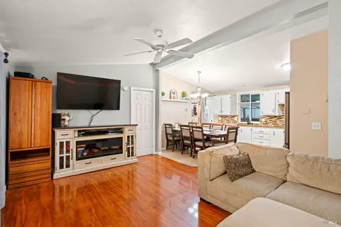 123 Calle Chapultepec St, Vacaville, CA 95687