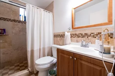 564 Park Glen Dr, Windsor, CA 95492 photo 14