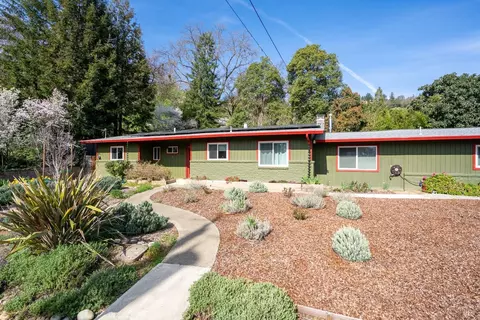 312 Oak Knoll Rd, Ukiah, CA 95482 photo 2