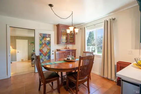 312 Oak Knoll Rd, Ukiah, CA 95482 photo 9