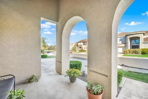 Exterior - 3935 Kiara Cir, Fairfield, CA 94533 photo 6 of 22