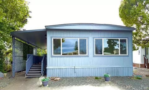 1120 Dale Ct, Santa Rosa, CA 95401