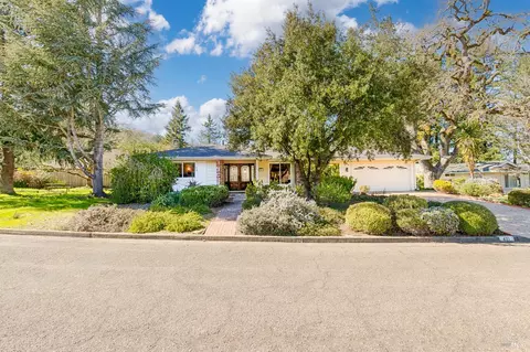 421 Hillsdale Dr, Santa Rosa, CA 95409