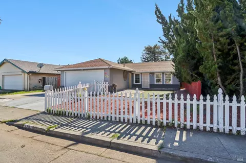 129 Carnation Cir, Vallejo, CA 94589