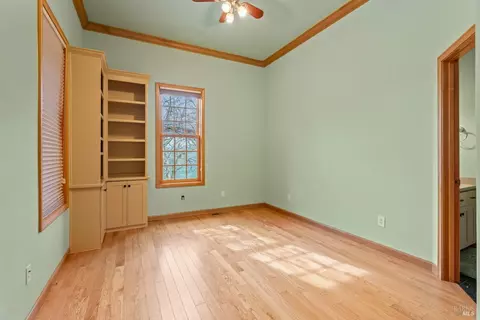Bedroom - 14950 Ridgeview Rd, Willits, CA 95490 photo 1 of 7
