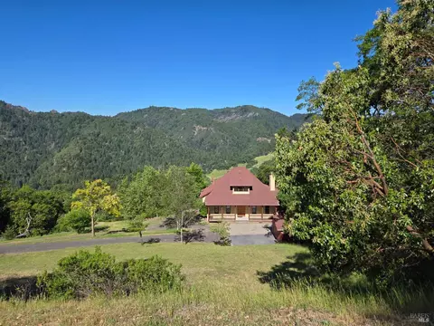 Exterior - 14950 Ridgeview Rd, Willits, CA 95490 photo 2 of 23