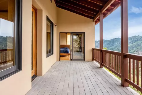 Exterior - 14950 Ridgeview Rd, Willits, CA 95490 photo 6 of 23