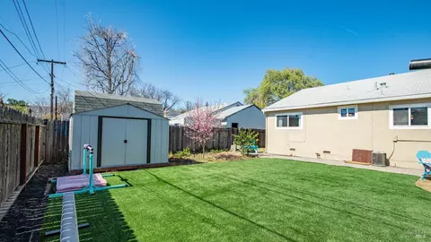 381 Deodara St, Vacaville, CA 95688 photo 32
