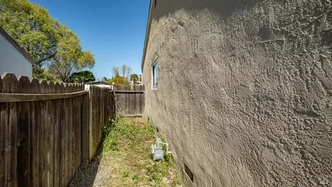 381 Deodara St, Vacaville, CA 95688 photo 37