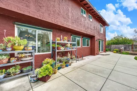 Exterior - 3537 Springfield Dr, Fairfield, CA 94534 photo 23 of 26