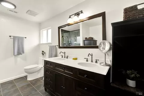 Bath - 3537 Springfield Dr, Fairfield, CA 94534 photo 5 of 7