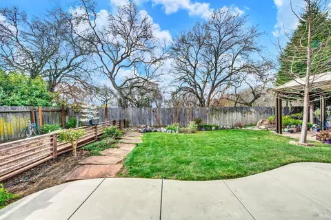 Exterior - 3537 Springfield Dr, Fairfield, CA 94534 photo 18 of 26