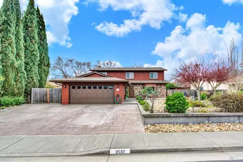 Exterior - 3537 Springfield Dr, Fairfield, CA 94534 photo 2 of 26