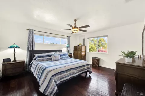 Bedroom - 3537 Springfield Dr, Fairfield, CA 94534 photo 7 of 9