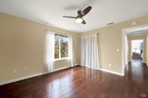 Bedroom - 3537 Springfield Dr, Fairfield, CA 94534 photo 3 of 9