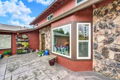 Exterior - 3537 Springfield Dr, Fairfield, CA 94534 photo 7 of 26