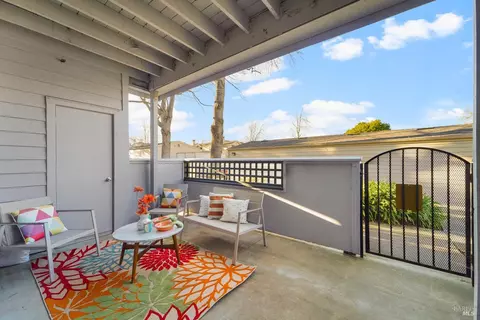 1201 Glen Cove Pkwy #1201, Vallejo, CA 94591