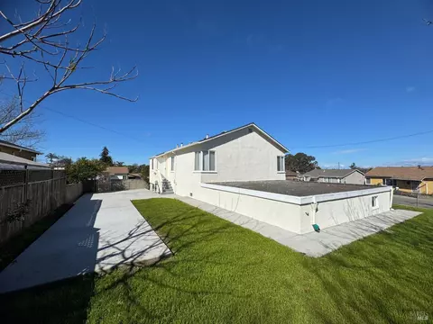 341 Alhambra Ave, Vallejo, CA 94591 photo 4