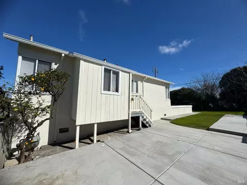 341 Alhambra Ave, Vallejo, CA 94591 photo 3
