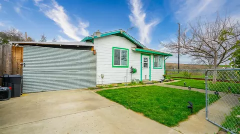 208 Jackson St, Fairfield, CA 94533 photo 3