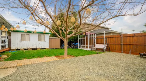208 Jackson St, Fairfield, CA 94533 photo 28