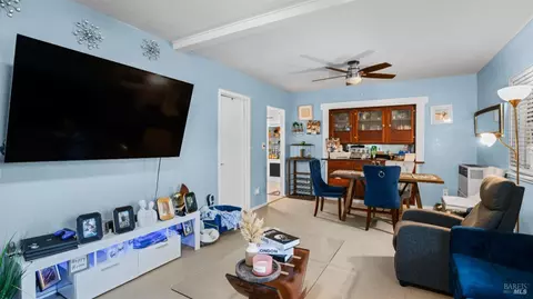 208 Jackson St, Fairfield, CA 94533 photo 7