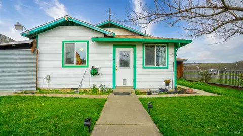 208 Jackson St, Fairfield, CA 94533
