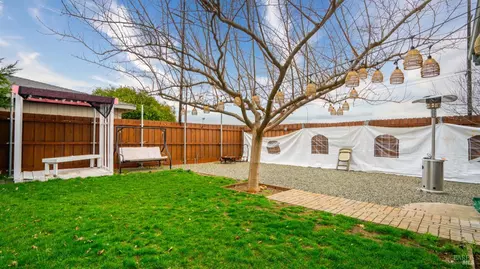 208 Jackson St, Fairfield, CA 94533 photo 25