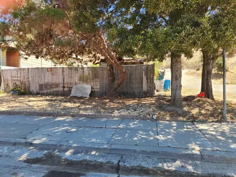Exterior - 303 Lemon St, Vallejo, CA 94590 photo 4 of 8