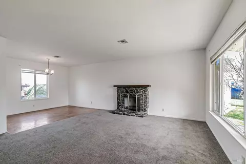 155 Lakewood Ave, Vallejo, CA 94591 photo 5