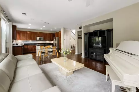 607 Citrine Cir E, Fairfield, CA 94534 photo 10