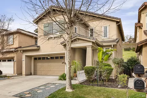 607 Citrine Cir E, Fairfield, CA 94534