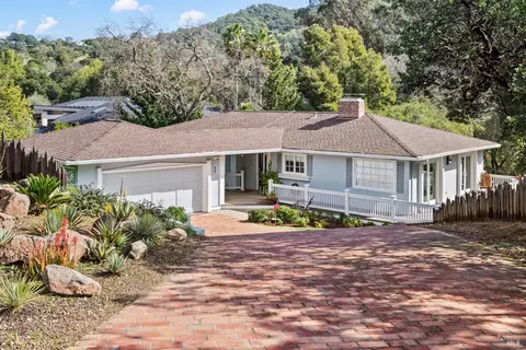 88 Sidney Ct, San Rafael, CA 94903