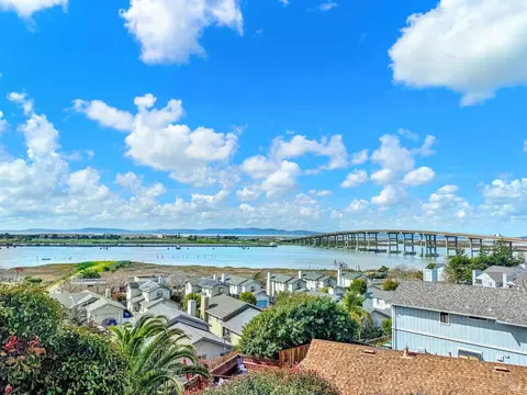 233 Voyager Dr, Vallejo, CA 94590 photo 5