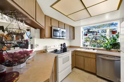 233 Voyager Dr, Vallejo, CA 94590 photo 15