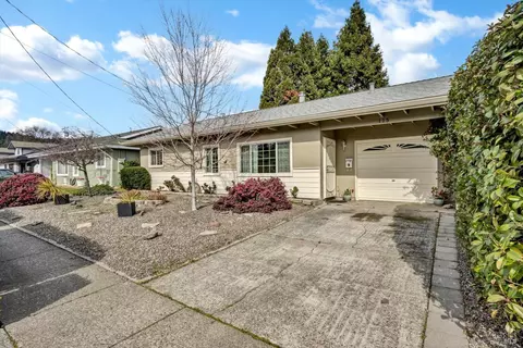 115 Dina St, Cloverdale, CA 95425