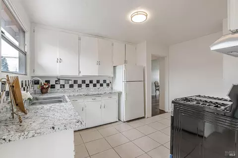 100 Payran St, Petaluma, CA 94952 photo 12