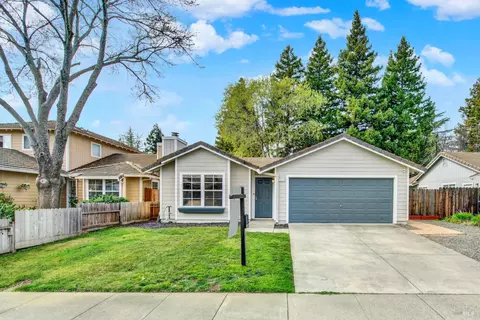 1873 Quail Meadows Cir, Vacaville, CA 95687