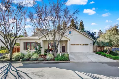 115 Cottage Cove Ln, Napa, CA 94559